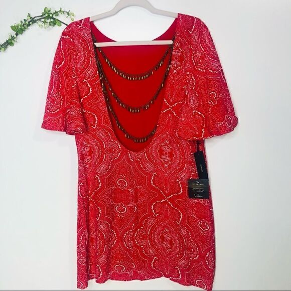 Lulu’s Red White Flutter Sleeve Dress Beaded Back - Picture 4 of 8